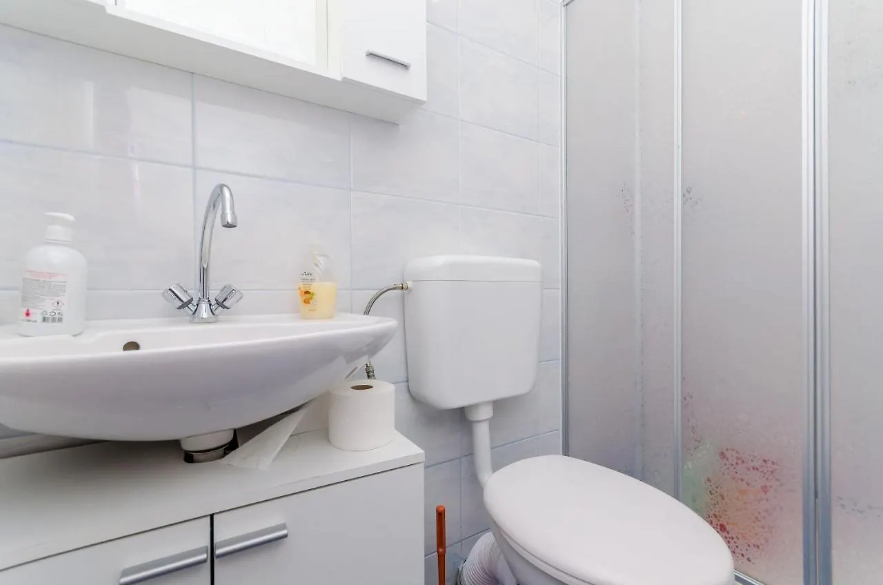 Apartmani Lorena Okrug Gornji Apartment